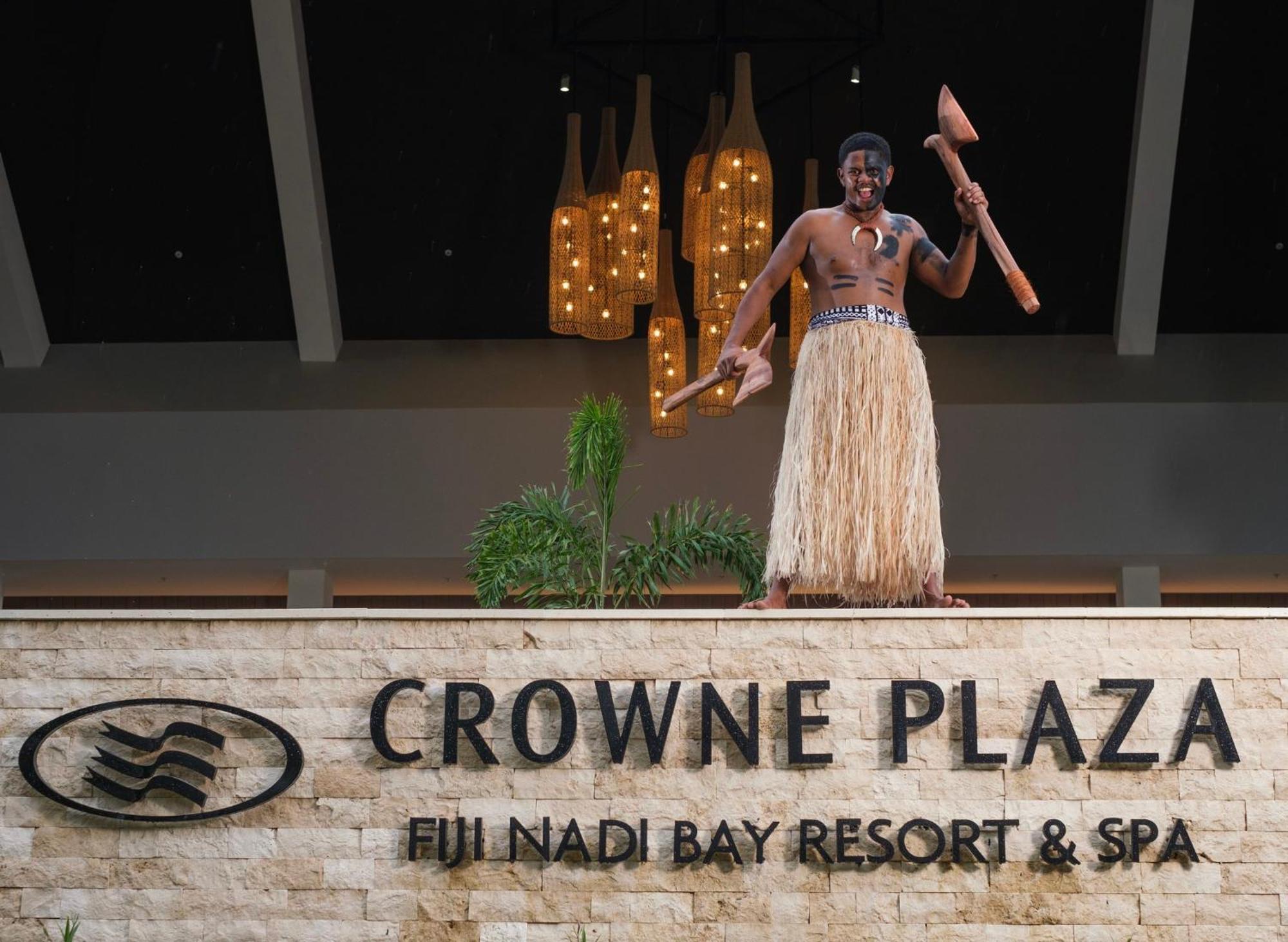 Crowne Plaza Fiji Nadi Bay Resort & Spa, An Ihg Hotel Экстерьер фото